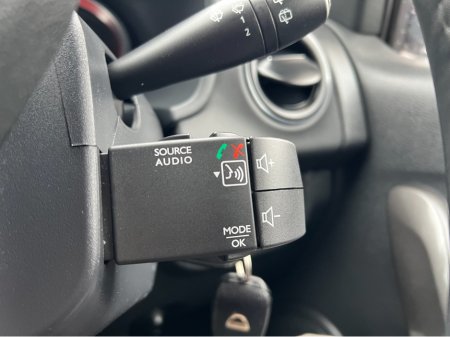 2020 Dacia Sandero STEPWAY SIGNATURE BLUE 4DR €14,950 thumbnail