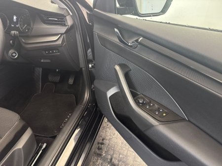 2024 Skoda Octavia 2.0TDI AMB DSG *2YR WARRANTY* €55 P/W ON PCP €30,995 thumbnail