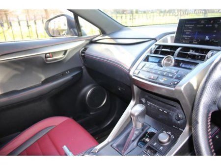 2016 Lexus NX 300 h - thumbnail 15