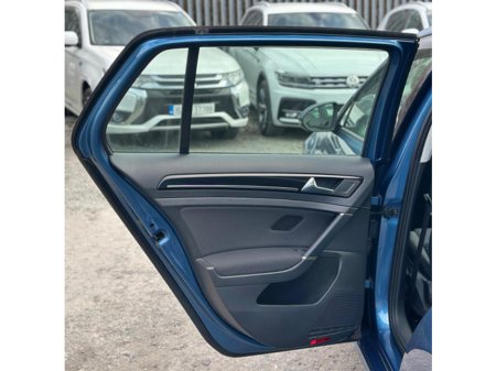 2013 Volkswagen Golf - thumbnail 6