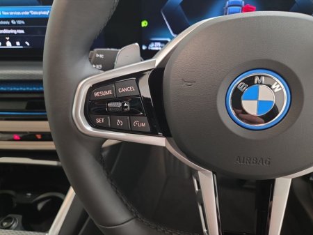 2026 BMW 3 Series 330e M Sport Saloon thumbnail