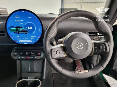 2025 MINI Hatch COOPER 3Dr Sport Auto €40,975 thumbnail