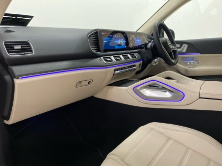 2025 Mercedes-Benz GLE Class - thumbnail 6