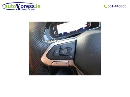 2021 Volkswagen Passat 2.0 ALLTRUCK TDI 4MOTION €31,495 thumbnail