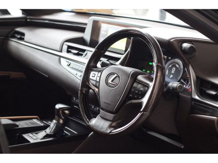 2021 Lexus ES 300 H - thumbnail 17