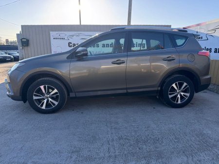 2016 Toyota Rav4 - thumbnail 2