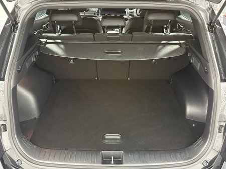 2025 Kia Sportage 30th Anniversary Edition Plug-in Hybrid 4x4 €42,800 thumbnail