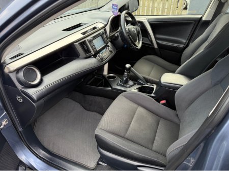 2014 Toyota Rav4 - thumbnail 11