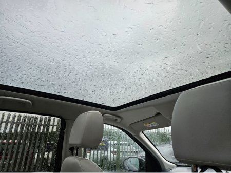 2018 Land Rover Discovery Sport 2.0 TD 4 180 HSE BLACK AUTO 5 TD4 180PS 7SEATS AU €19,950 thumbnail