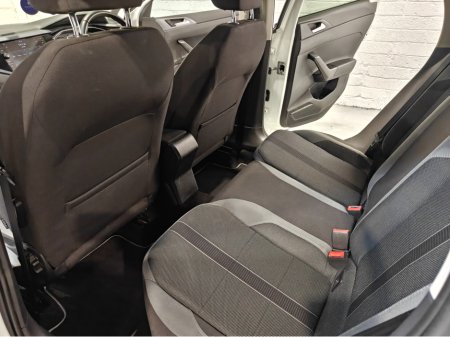 2018 Volkswagen Polo - thumbnail 23