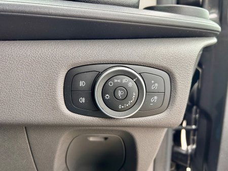 2021 Ford Transit Custom - thumbnail 19