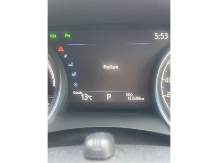 2019 Toyota Camry - thumbnail 9