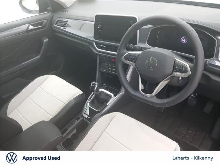 2023 Volkswagen T-Roc - thumbnail 8