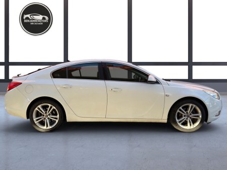 2010 Opel Insignia - view 4
