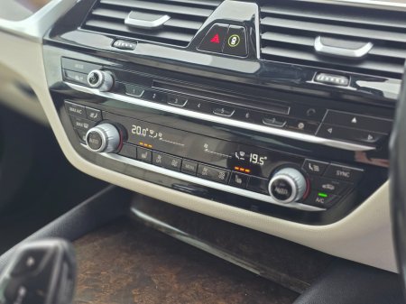 2018 BMW 5 Series - thumbnail 13