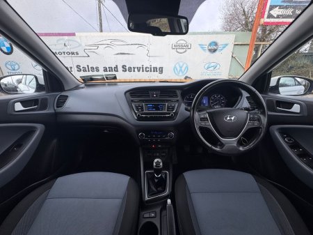 2016 Hyundai i20 - thumbnail 19