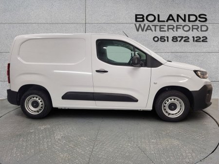 2025 Citroen Berlingo BERLINGO LX PLUS *Demo Sale* From €97 Per Week €19,920