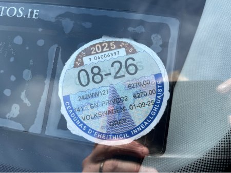 2024 Volkswagen Tiguan - thumbnail 3