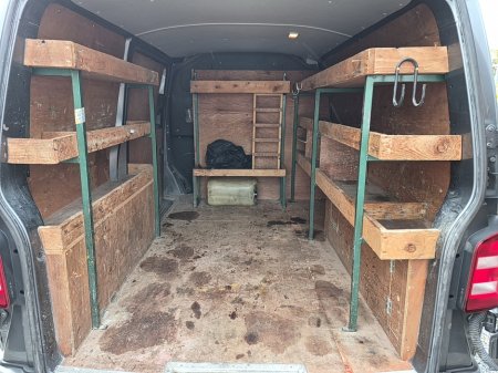 2017 Volkswagen Transporter - thumbnail 11