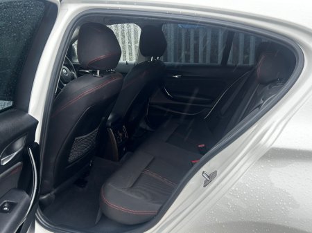 2016 BMW 1 Series - thumbnail 12