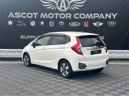 2015 Honda Fit Hybrid €10,950 thumbnail