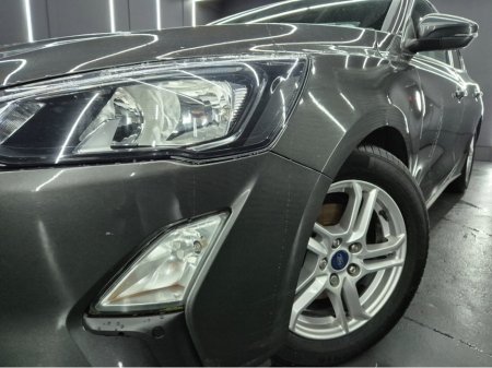 2019 Ford Focus - view 2