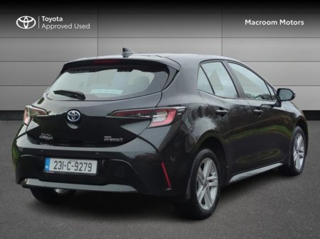 2023 Toyota Corolla - photo 2