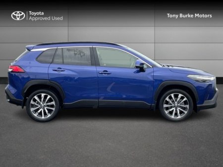 2025 Toyota Corolla CROSS - Save EUR 6,500 - SPORT Model - 1.8 Hybrid - Automatic - EUR 190 Tax // Remote Central Locking // Front Electric Windows // Rear Electric Windows // Electric Mirrors // Heated Mirrors €38,480 thumbnail