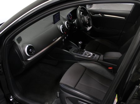 2018 Audi A3 - thumbnail 31