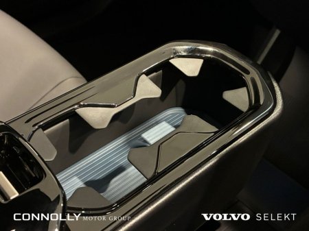 2025 Volvo EX30 - thumbnail 18