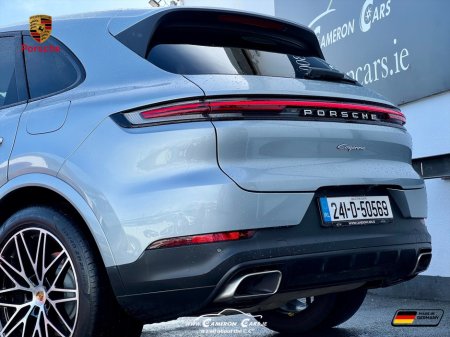 2024 Porsche Cayenne - thumbnail 9