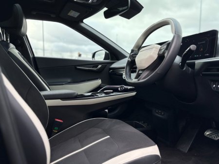 2025 Kia EV6 GT Line €49,995 thumbnail