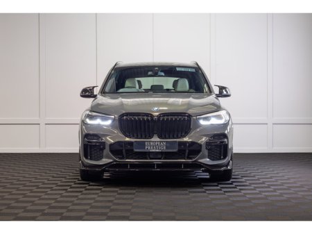 2022 BMW X5 xDrive45e M Sport €64,950
