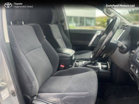 2022 Toyota Landcruiser LAND CRUISER LWB C thumbnail