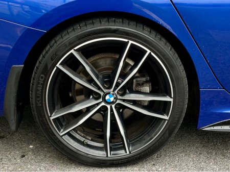 2021 BMW 3 Series - thumbnail 23