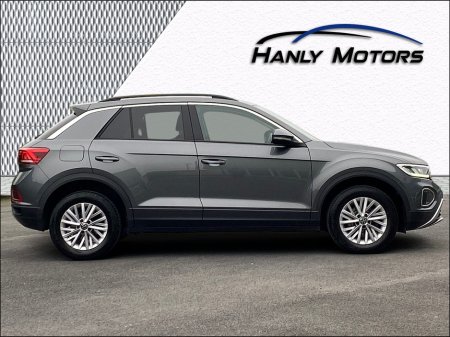 2024 Volkswagen T-Roc - thumbnail 10