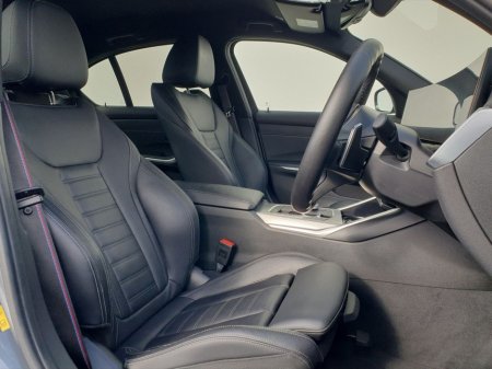 2023 BMW 3 Series - thumbnail 12
