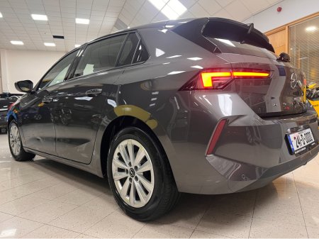 2024 Opel Astra AUTOMATIC DIESEL Best Value As New  **Finance Arranged/High Spec/Automatic www.bolands.ie Est.1955 €25,950 thumbnail