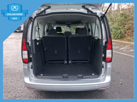 2023 Volkswagen Caddy / 2023 / 2.0 DIESEL / 7 SEATER / AUTO €40,500 thumbnail