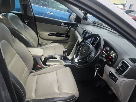 2017 Kia Sportage Platinum S 5DR €14,990 thumbnail