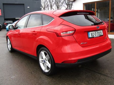 2016 Ford Focus 1.0 Zetec Ecoboost 100PS 5DR €9,950 thumbnail