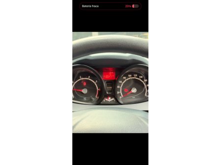 2011 Ford Fiesta - thumbnail 10