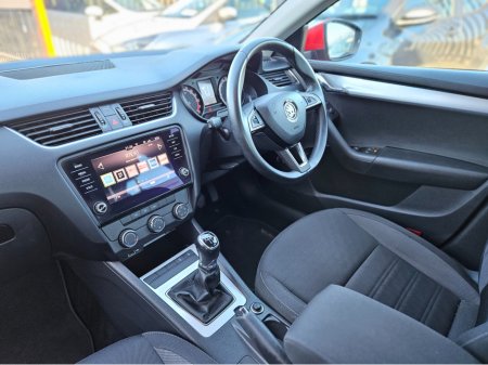 2019 Skoda Octavia - thumbnail 8