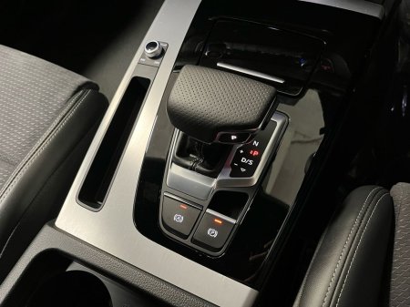 2023 Audi Q5 S-Line 50TFSi-E Quattro - Reversing Camera - Sat Nav - Climate Control - Heated Seats - Keyless Start - Apple CarPlay/Android Auto €50,950