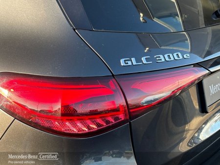 2024 Mercedes-Benz GLC Class GLC 300 e 4MATIC AMG Line PREMIUM €61,900 thumbnail