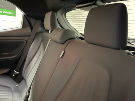 2020 Toyota Yaris - thumbnail 7