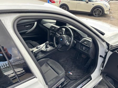 2014 BMW 3 Series - view 4