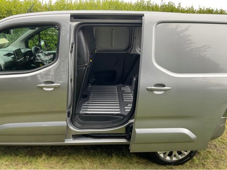 2024 Citroen Berlingo - thumbnail 11