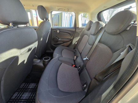 2016 MINI Hatch - thumbnail 20