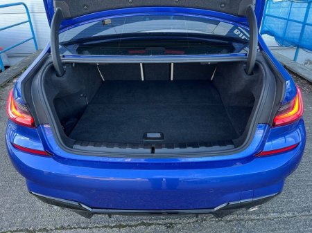 2022 BMW 3 Series - thumbnail 13